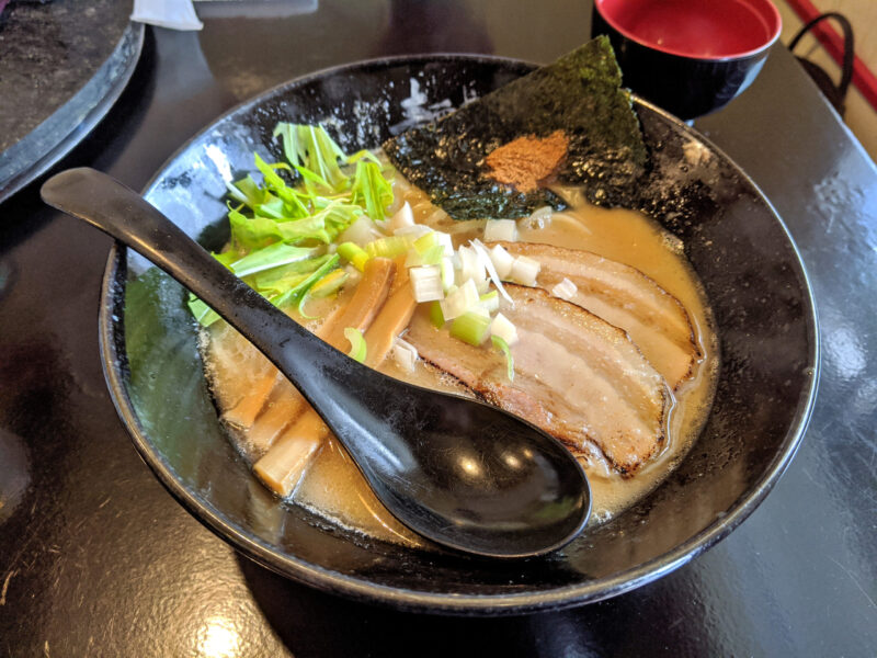 麺やkeijiro ケイジロー 那覇店はまぜ麺だけじゃない まったりおきなわ