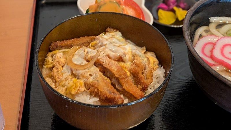 かつ丼