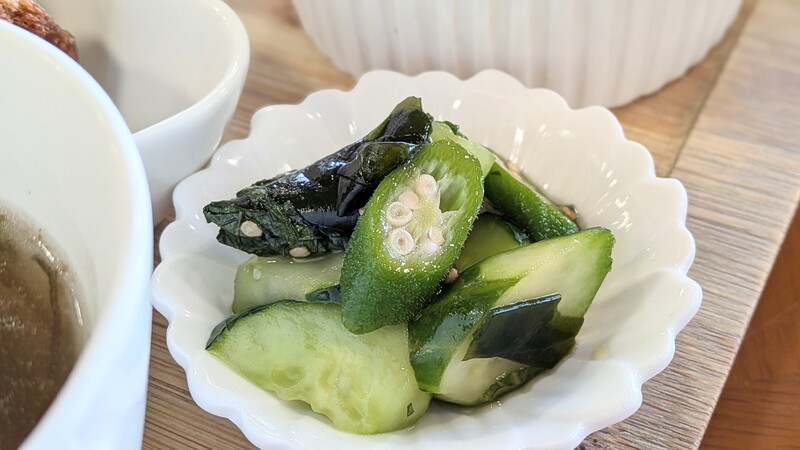 きゅうりとおくらとわかめの酢の物