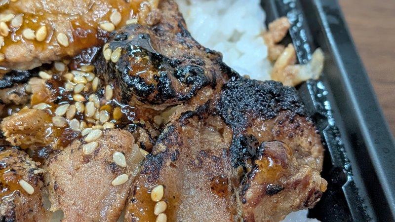 お肉のコゲ