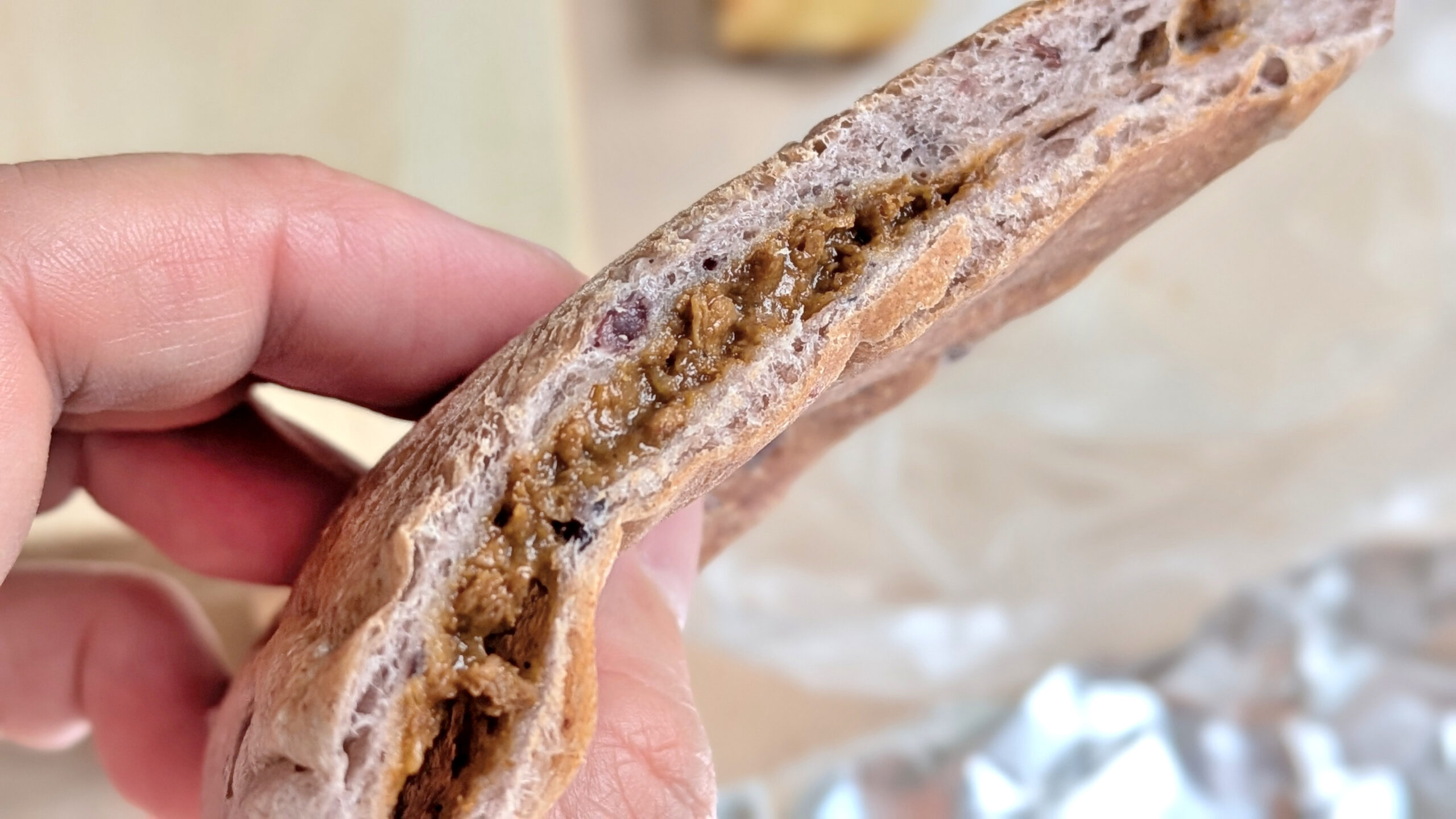 カレードーナツ 断面 カレーフィリング