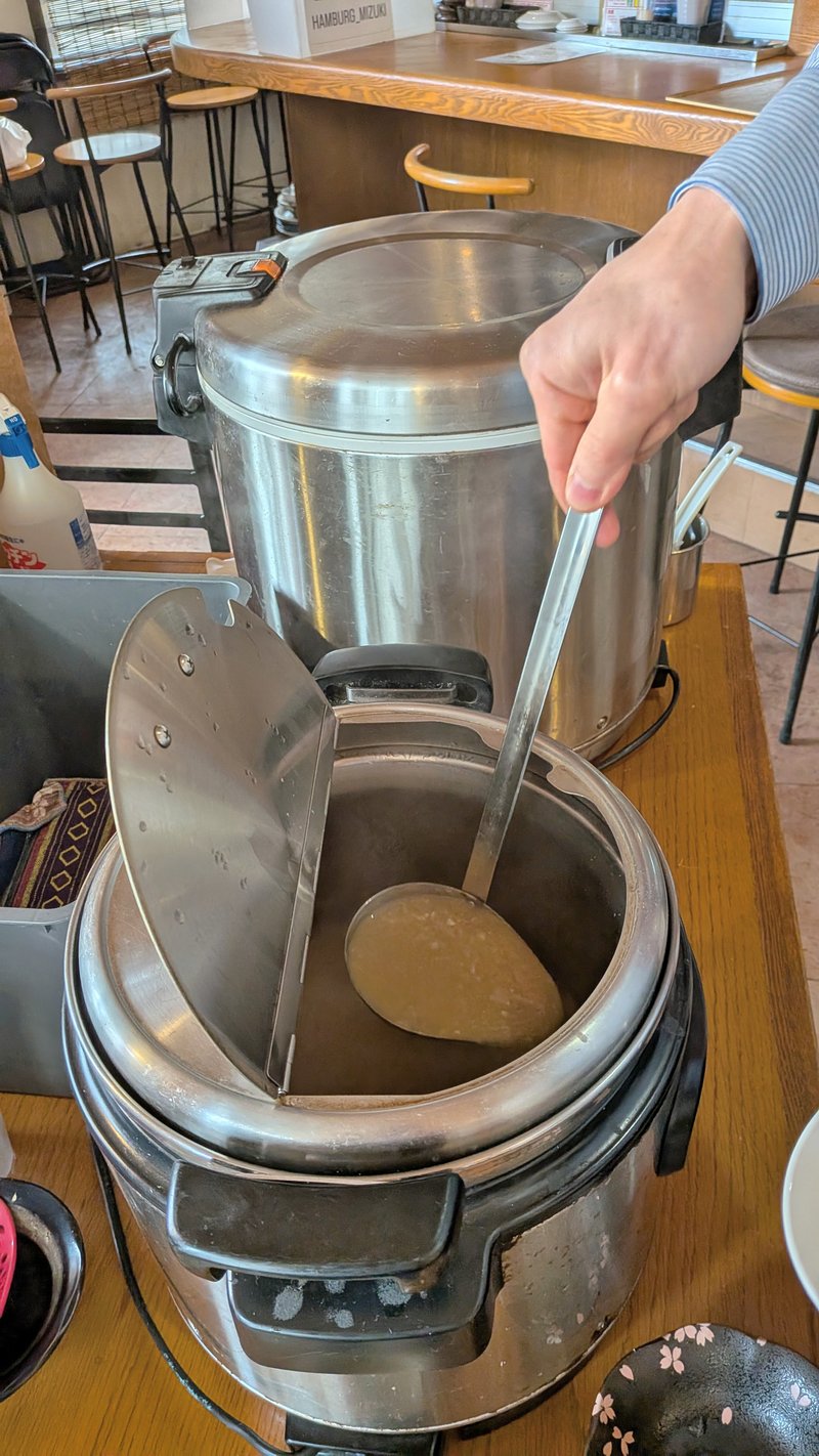 セルフのスープとごはん
